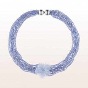Necklace with chalcedony-blossom, tanzanite, brilliant cut diamonds 0,03ct and an 18kt white gold clasp