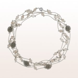 Necklace with crystal quartz coccinella spheres, grey moonstone and an 18kt white gold clasp
