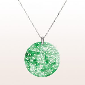Pendant with green jade and brilliant cut diamonds 0,08ct in 18kt white gold