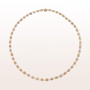 Necklace with champagne brilliant cut diamonds 23,47ct and white brilliant cut diamonds 8,84ct in 18kt rose gold
