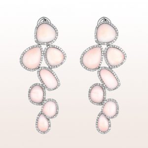 Earrings with coral and brilliants 1,98ct in 18lt white gold