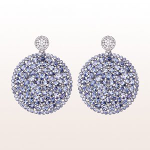 Earrings with brilliants and tansanite slices in 18kt white gold