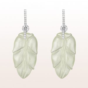 Earrings with green jade and brilliants 0,52ct in 18kt white gold