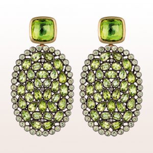 Earrings with peridot in 18kt yellow gold