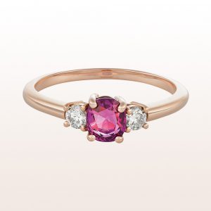 Ring with pink sapphire 0,87ct and brilliant cut diamonds 0,18ct in 18kt rose gold