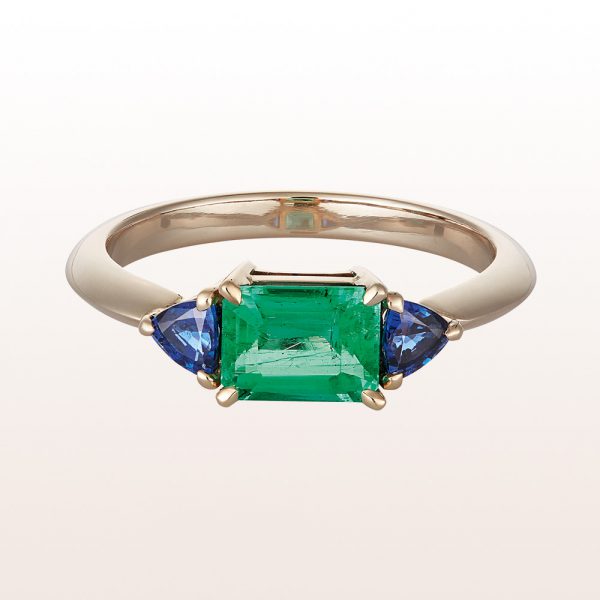 Ring mit Smaragd 1,01ct und Saphire 0,43ct in unrhodiniertem 18kt Weißgold