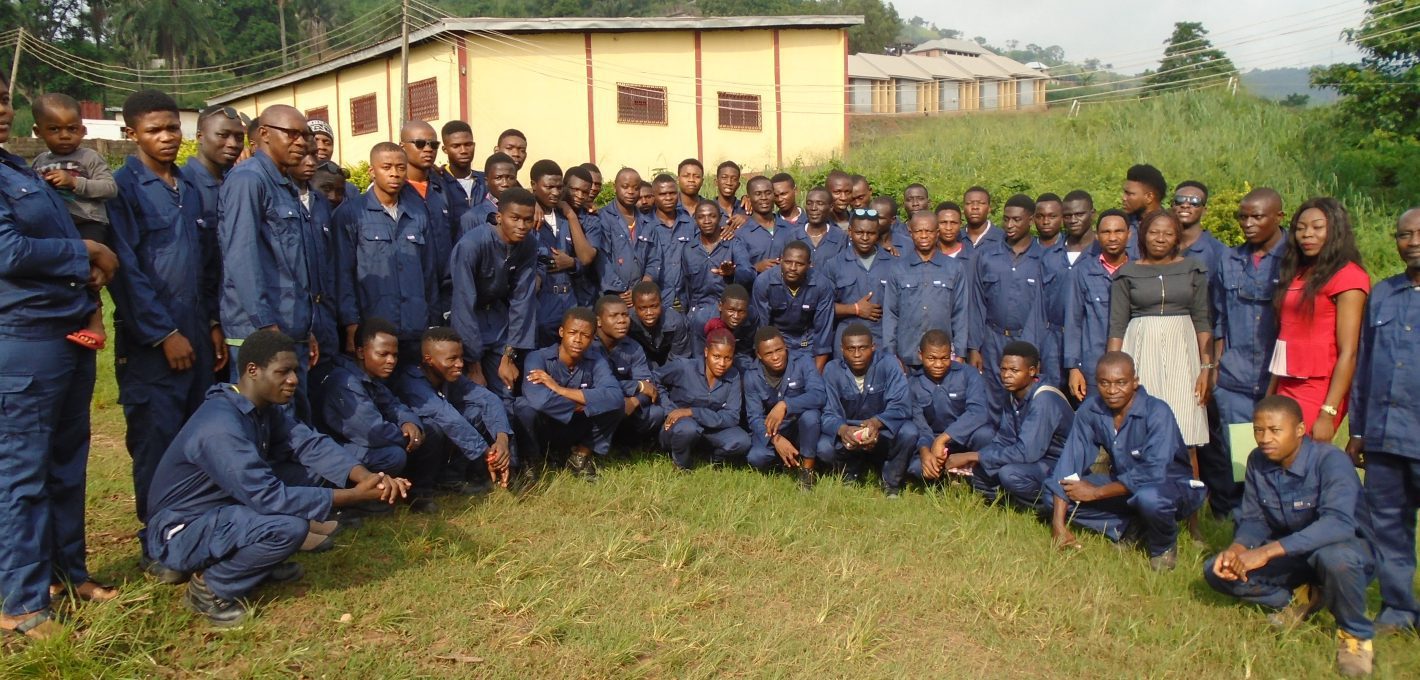Hilfsprojekt Berufsschule in Nigeria Enugu